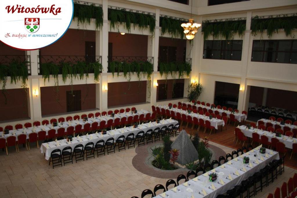 Pokoje Goscinne W Centrum Kultury Wsi Polskiej Wierzchoslawice Buitenkant foto